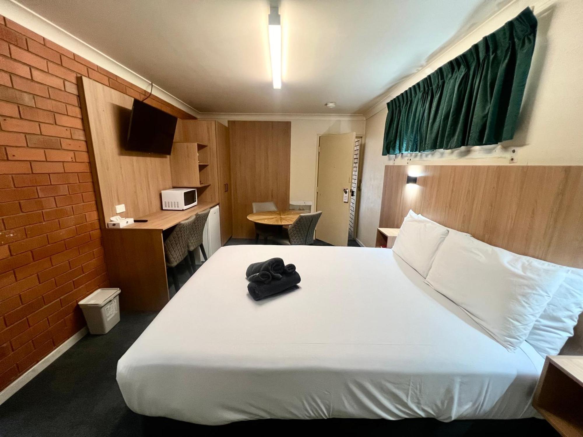 Adrian Motel Forbes Extérieur photo