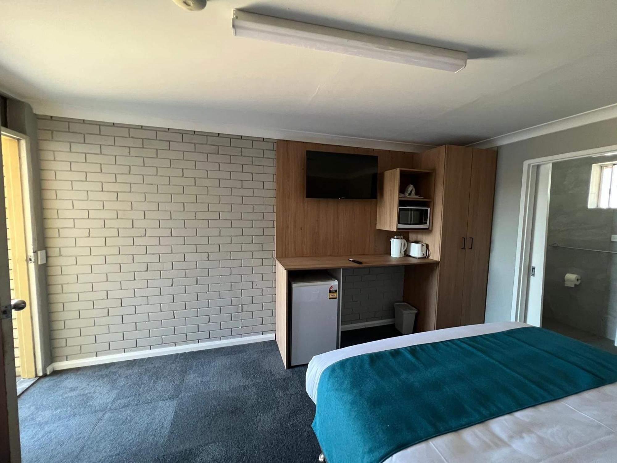 Adrian Motel Forbes Extérieur photo