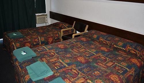 Adrian Motel Forbes Extérieur photo